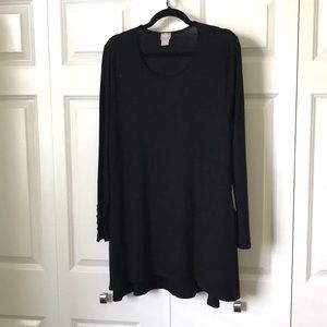 CHICO’S EXTRA LONG BLACK TOP